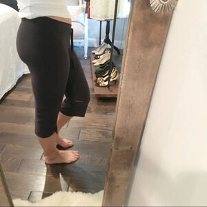 Under Armour xsmall black heat gear gym pants